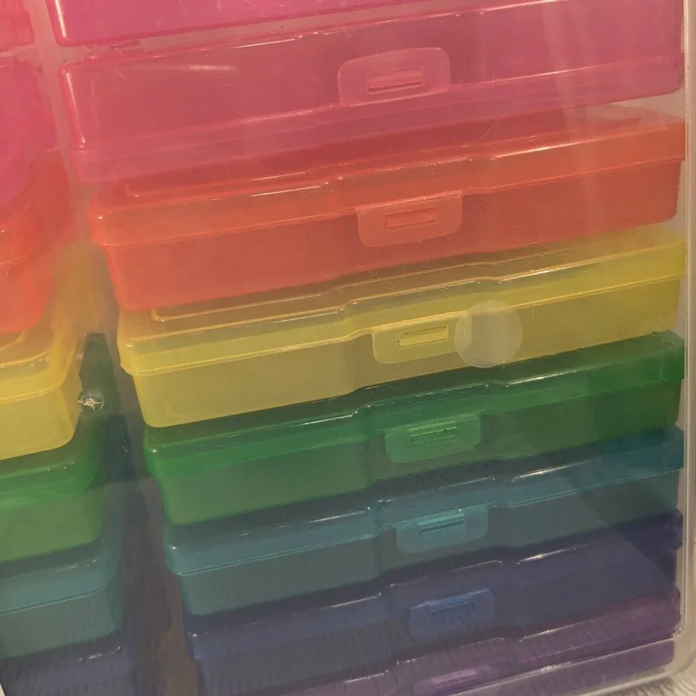 Photo & Craft Keeper 16 Cases 4x6” Photo Storage Box rainbow‎ Inner Organization